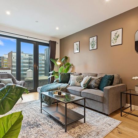 Shanti Suite - 2Bed 2Bath City Centre - Wifi - Netflix- Parking- Modern- Perfect For Family, Contractors, Leisure, Business By Shanti Nights Birmingham Luaran gambar