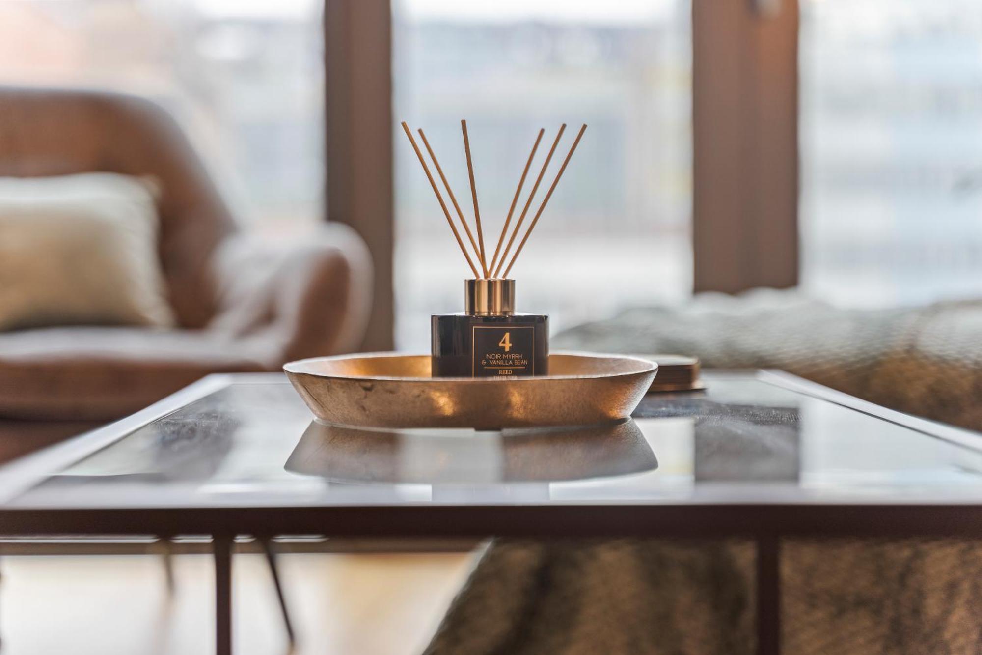 Shanti Suite - 2Bed 2Bath City Centre - Wifi - Netflix- Parking- Modern- Perfect For Family, Contractors, Leisure, Business By Shanti Nights Birmingham Luaran gambar