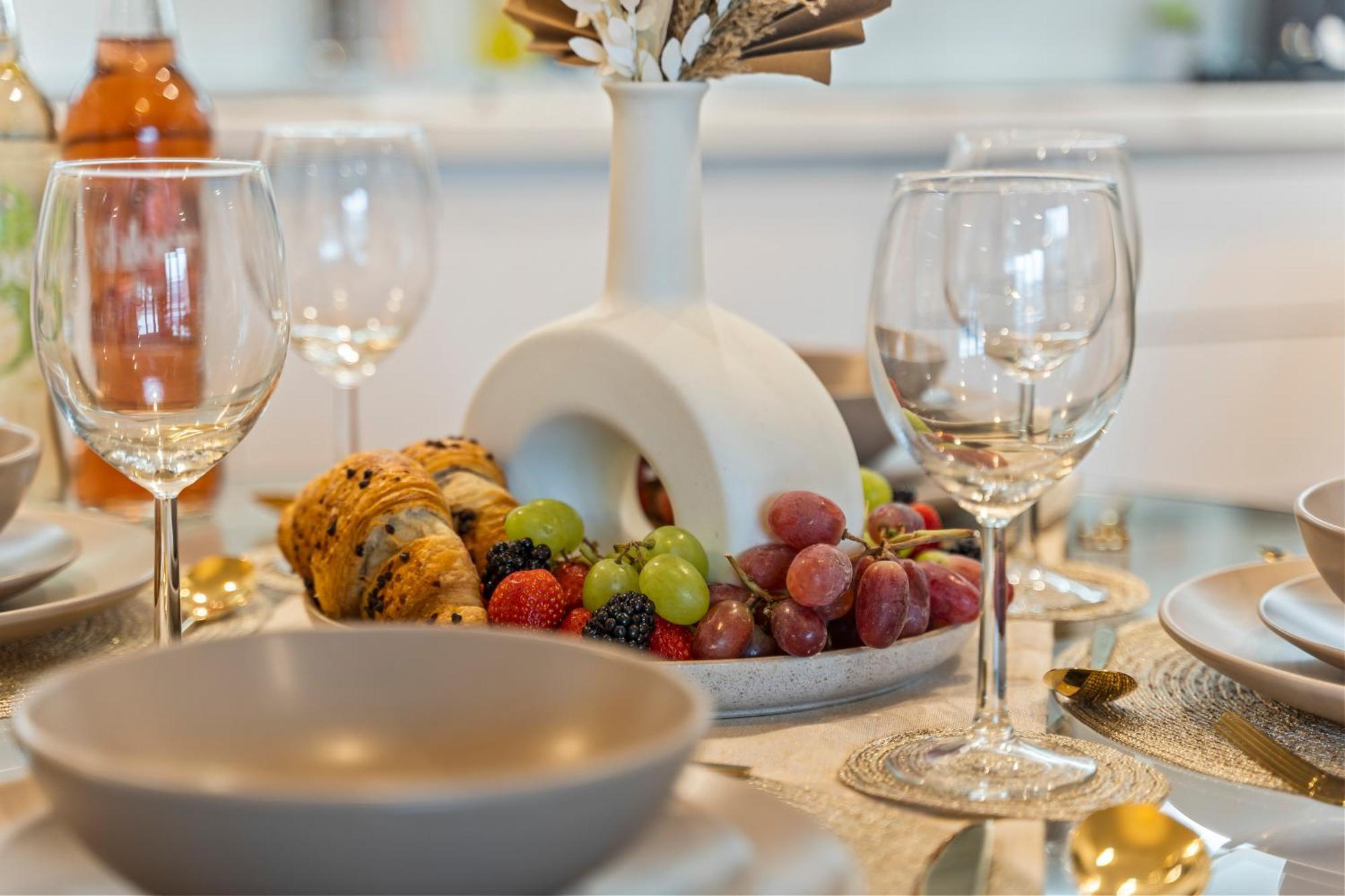 Shanti Suite - 2Bed 2Bath City Centre - Wifi - Netflix- Parking- Modern- Perfect For Family, Contractors, Leisure, Business By Shanti Nights Birmingham Luaran gambar