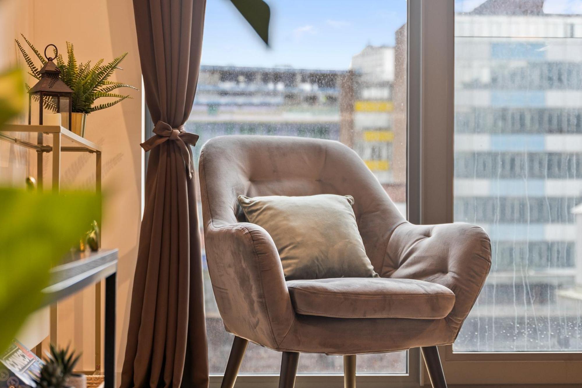 Shanti Suite - 2Bed 2Bath City Centre - Wifi - Netflix- Parking- Modern- Perfect For Family, Contractors, Leisure, Business By Shanti Nights Birmingham Luaran gambar